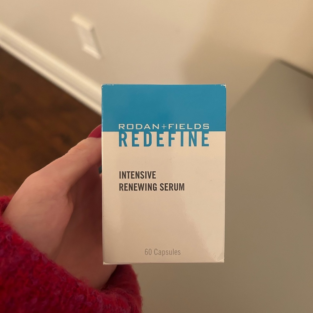 Rodan and fields redefine intensive renewing serum